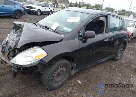 2010 Nissan Versa 1.8S z USA, uszkodzony, nr VIN 3N1BC1CP7AL372859